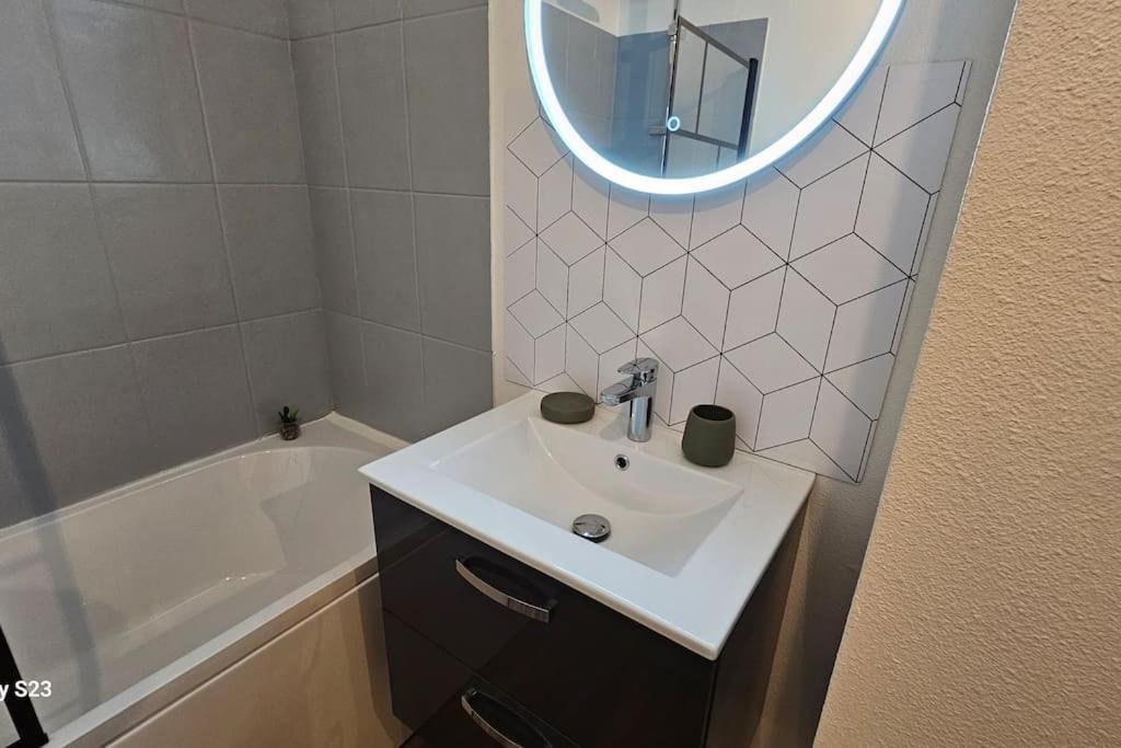 Appartement Calme Liévin Extérieur photo