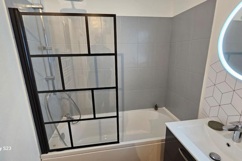 Appartement Calme Liévin Extérieur photo